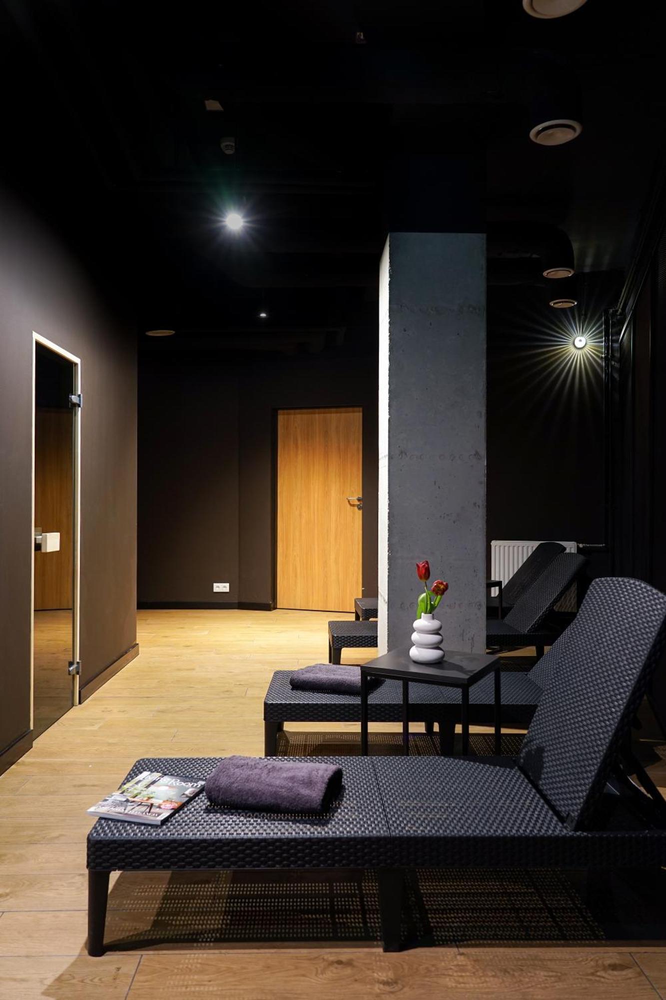 Easy One Premium Art Aparthotel คราคูฟ ภายนอก รูปภาพ